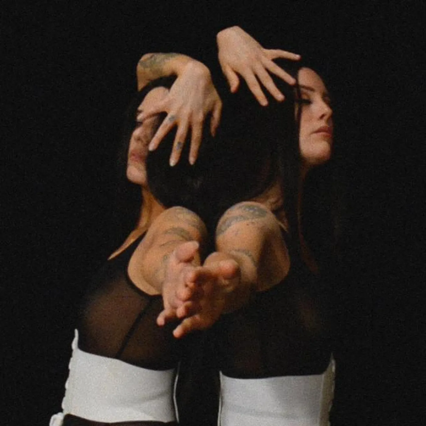 DARK SiSTER Brand Page