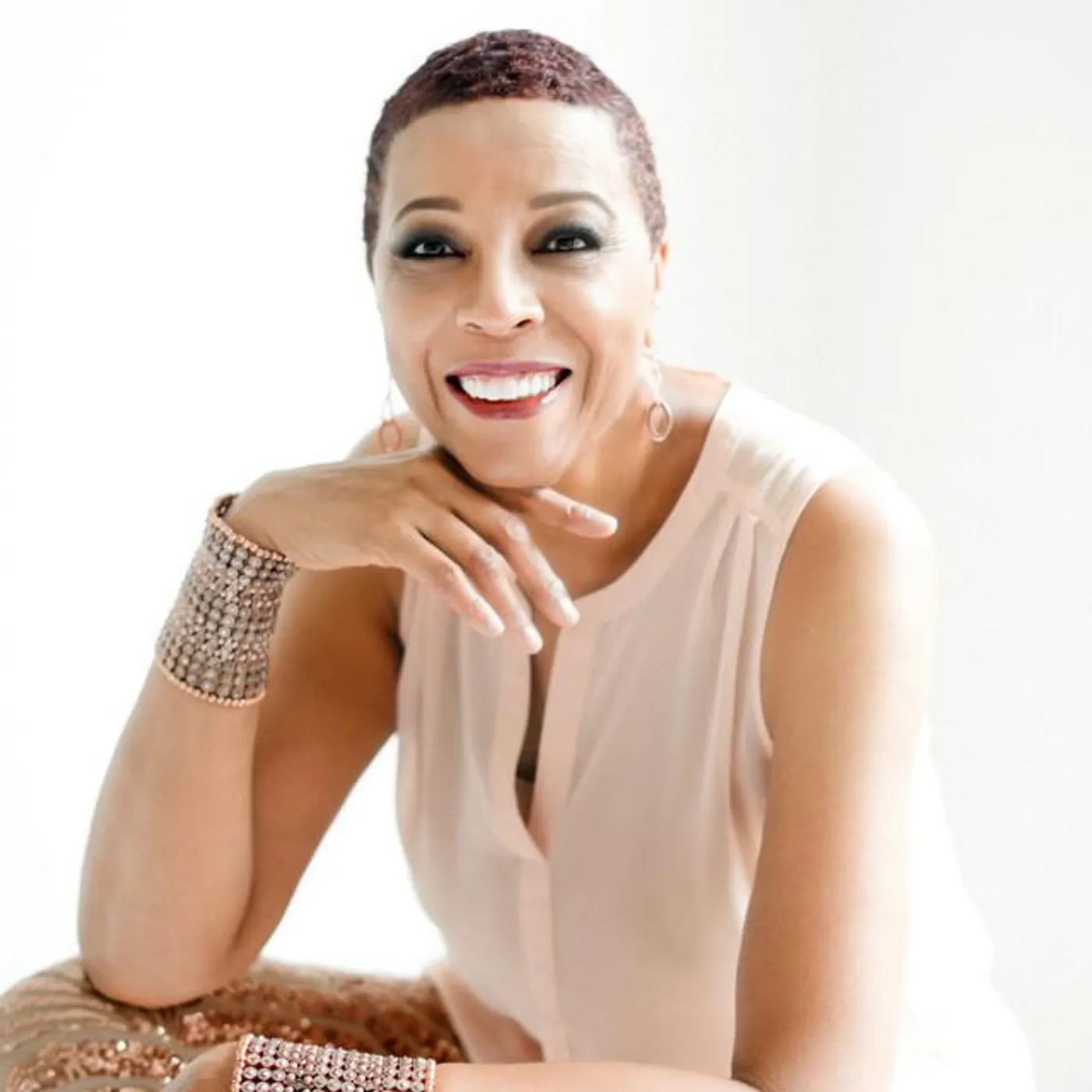 Dee Daniels Brand Page