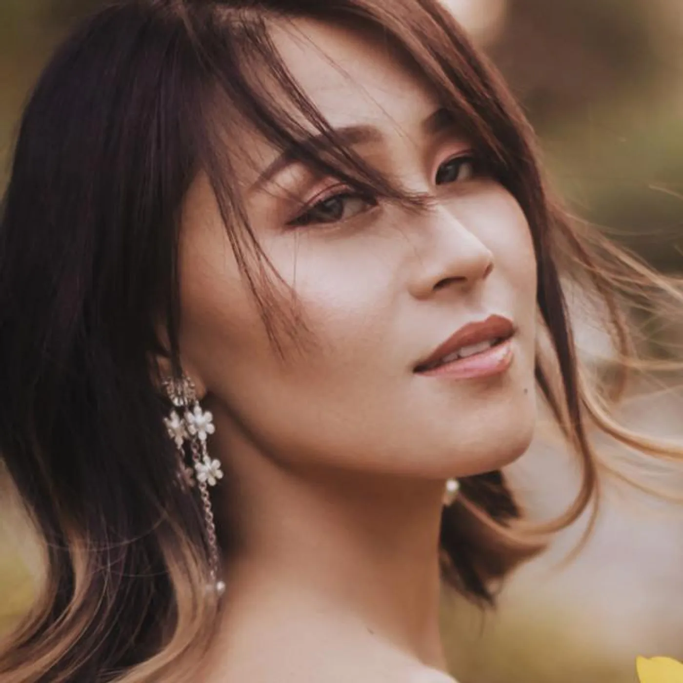 Deeda Thao Brand Page