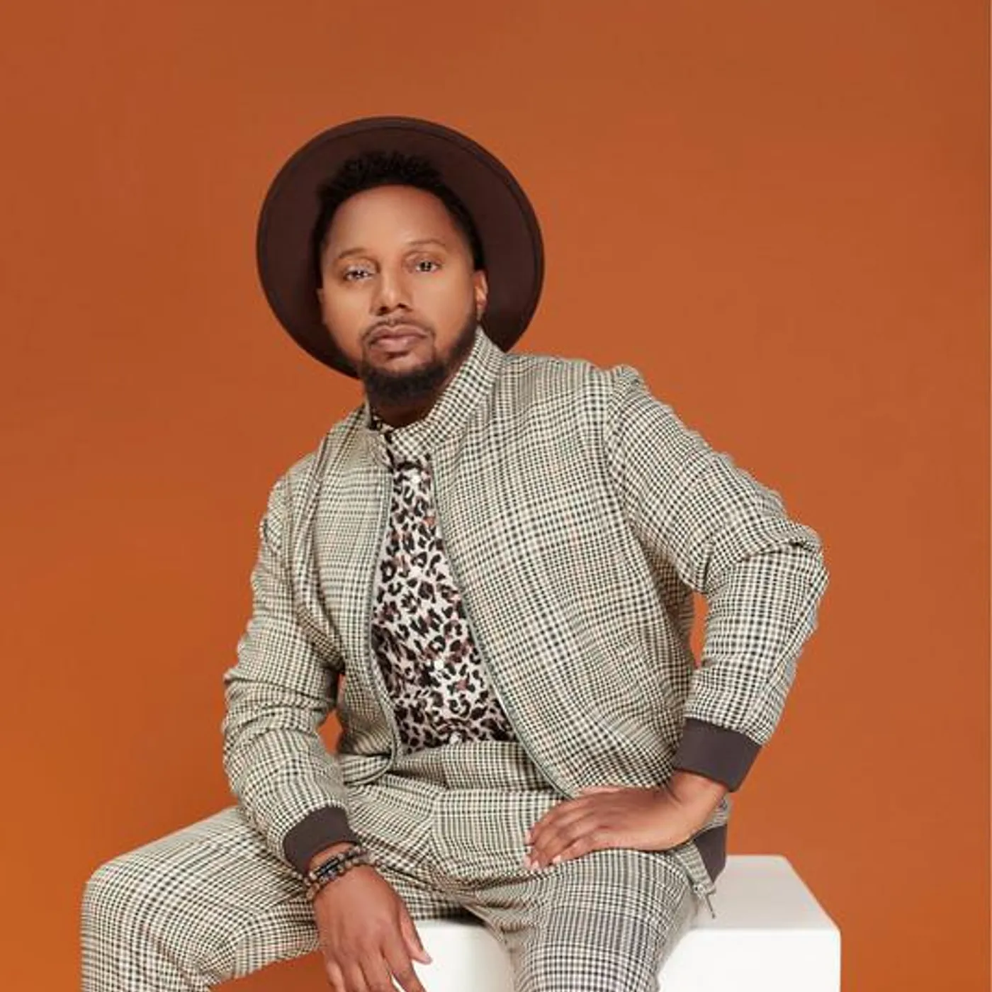 Deon Kipping Brand Page