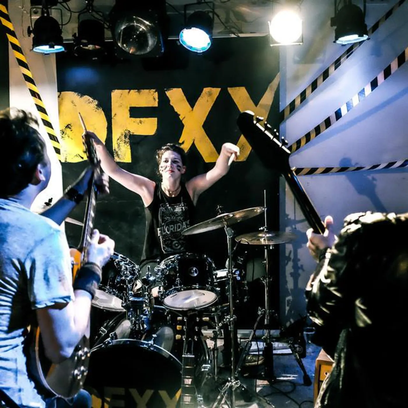 DFXX