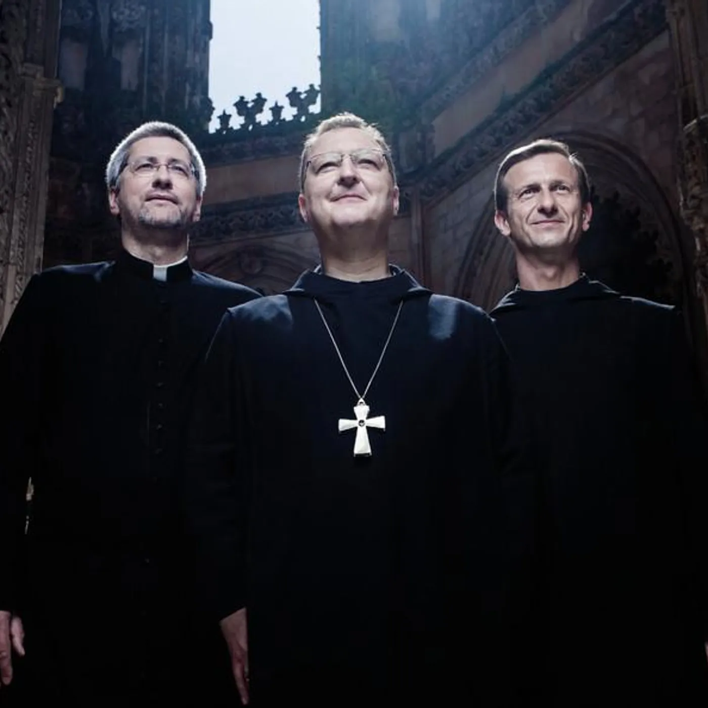 Die Priester Brand Page