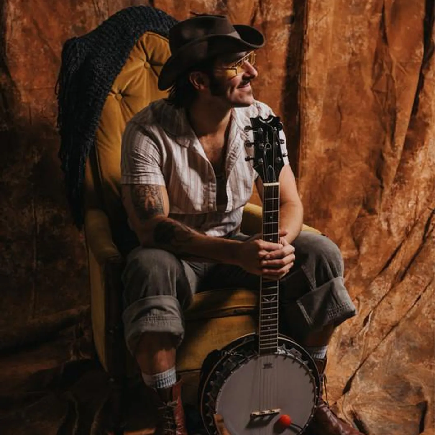 Dustin Dale Gaspard Brand Page