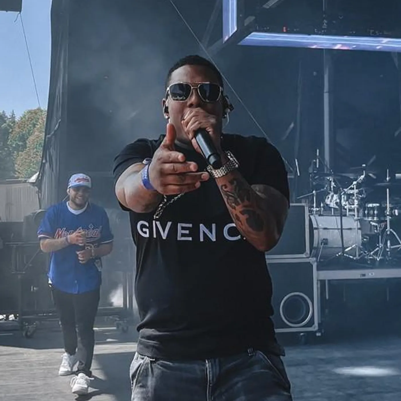 E.Santana Brand Page