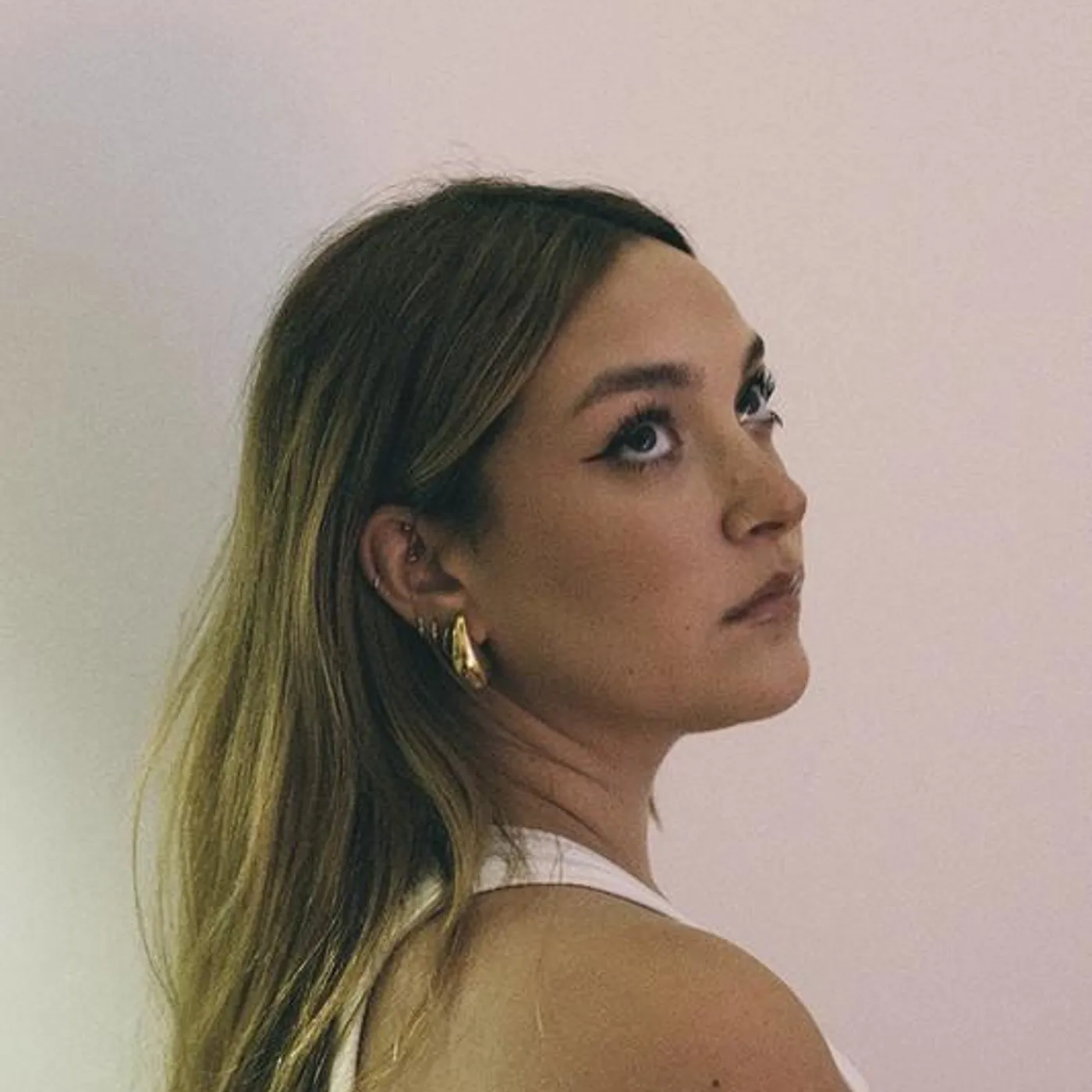 Emmylou Homs Brand Page