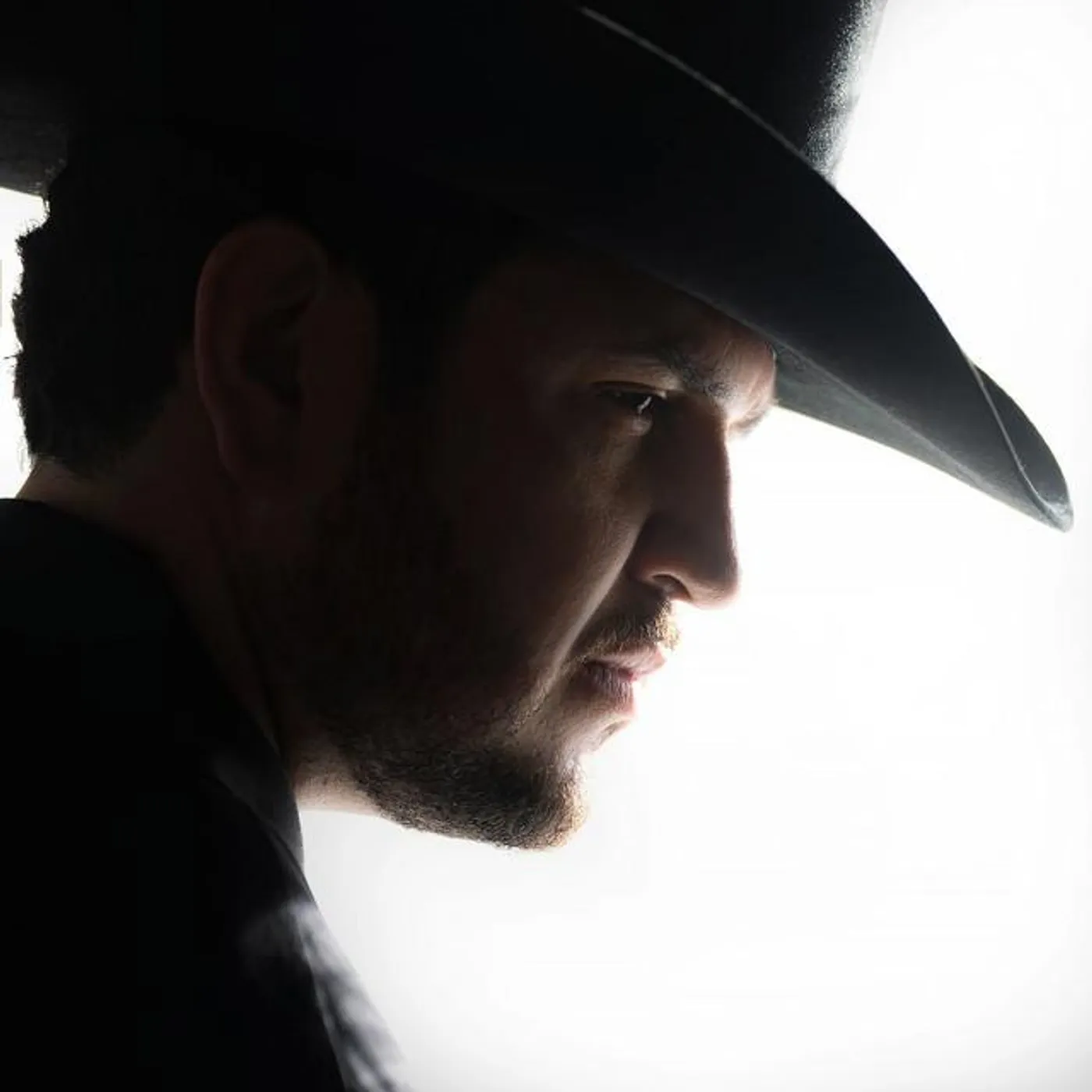 Eden Muñoz Brand Page