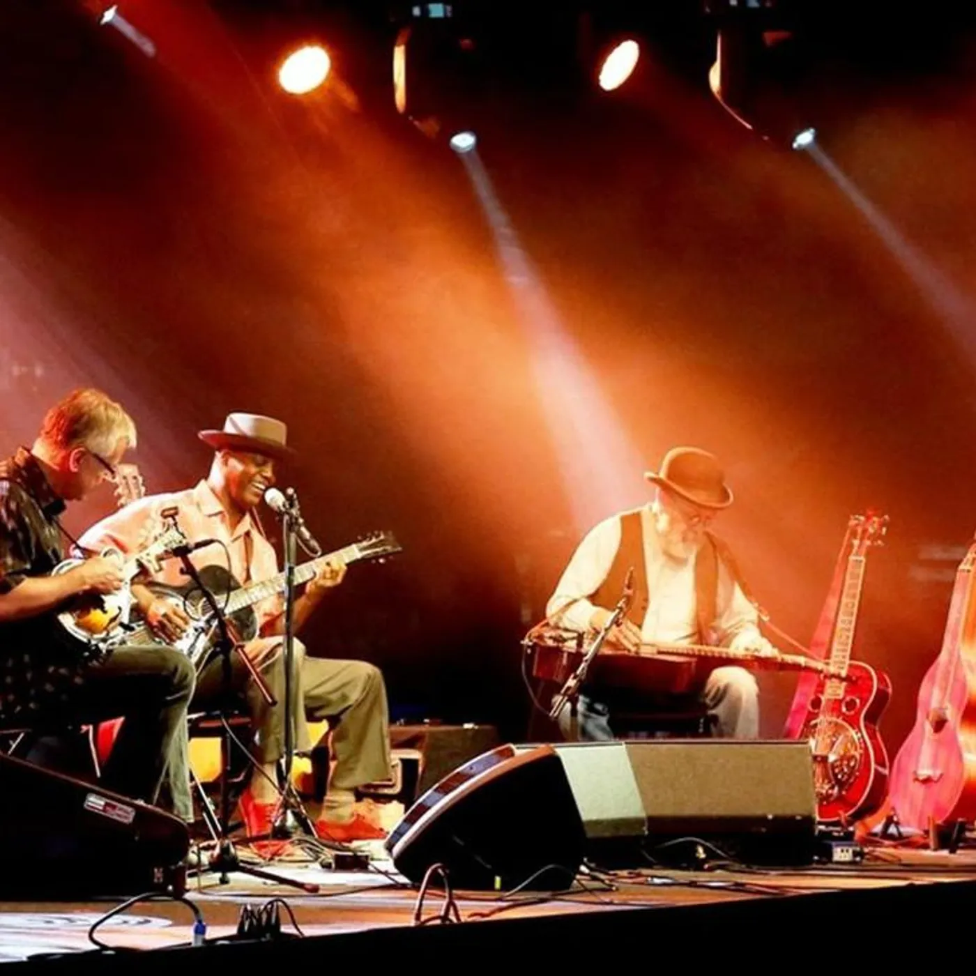Eric Bibb and North Country Far Brand Page