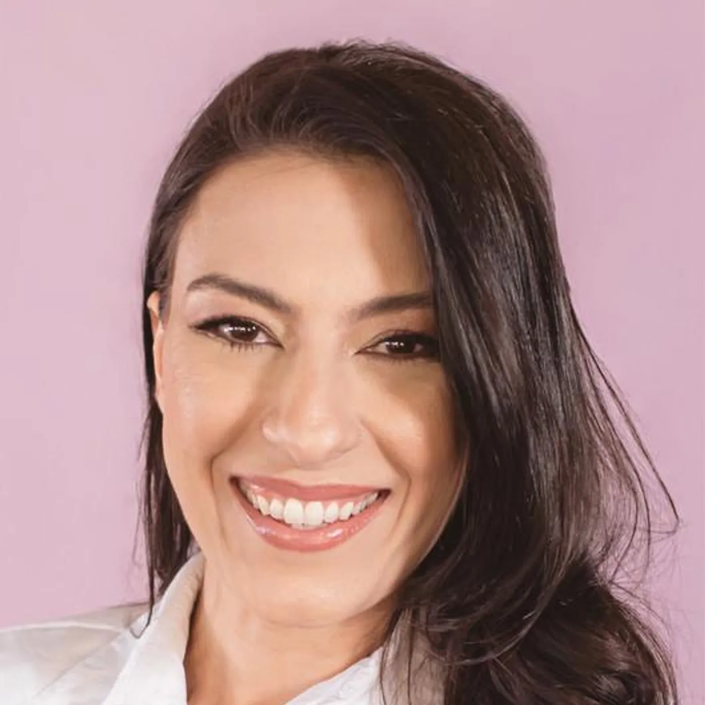 Ester Alcantara Brand Page