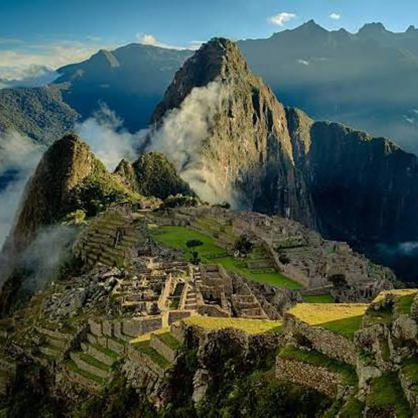 Estudiantina Perú
