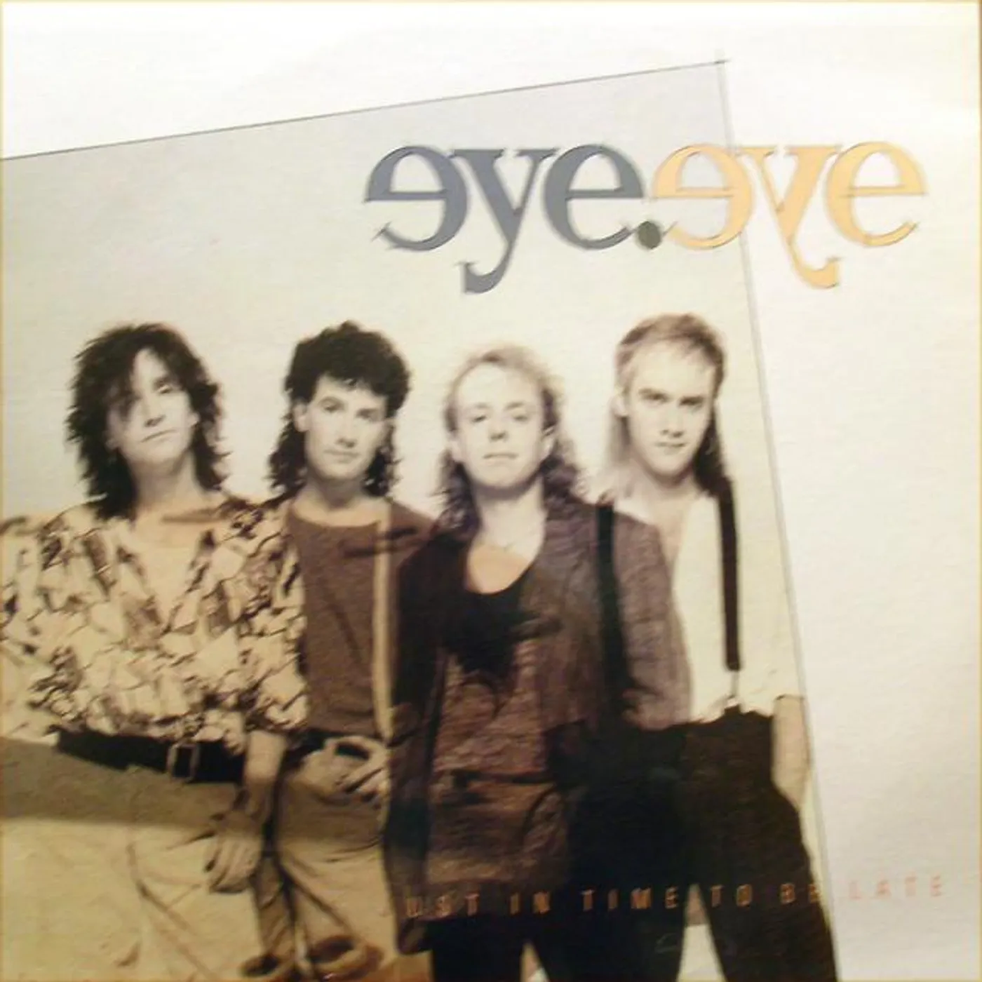 Eye ][ Eye
