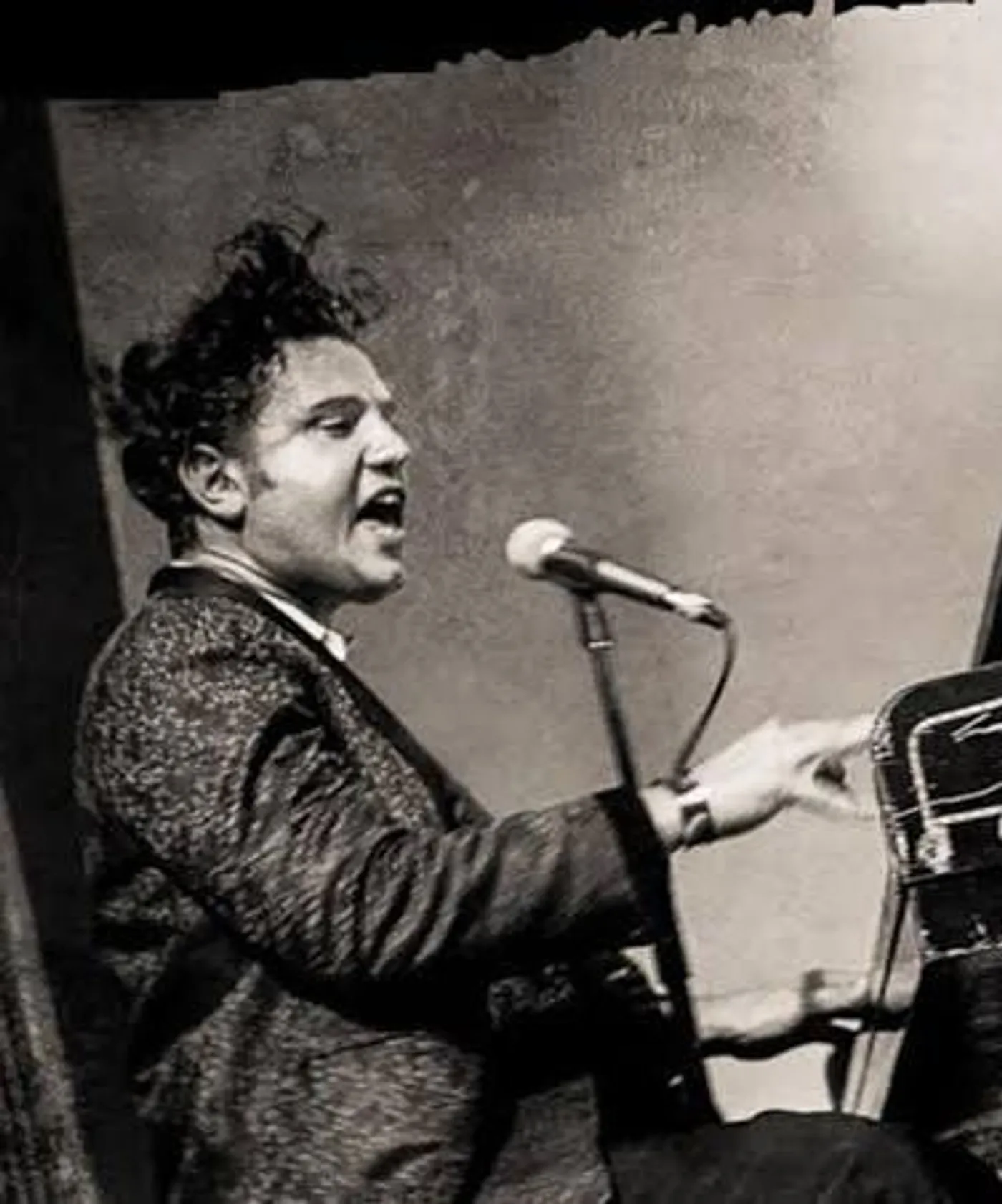 Ezra Lee