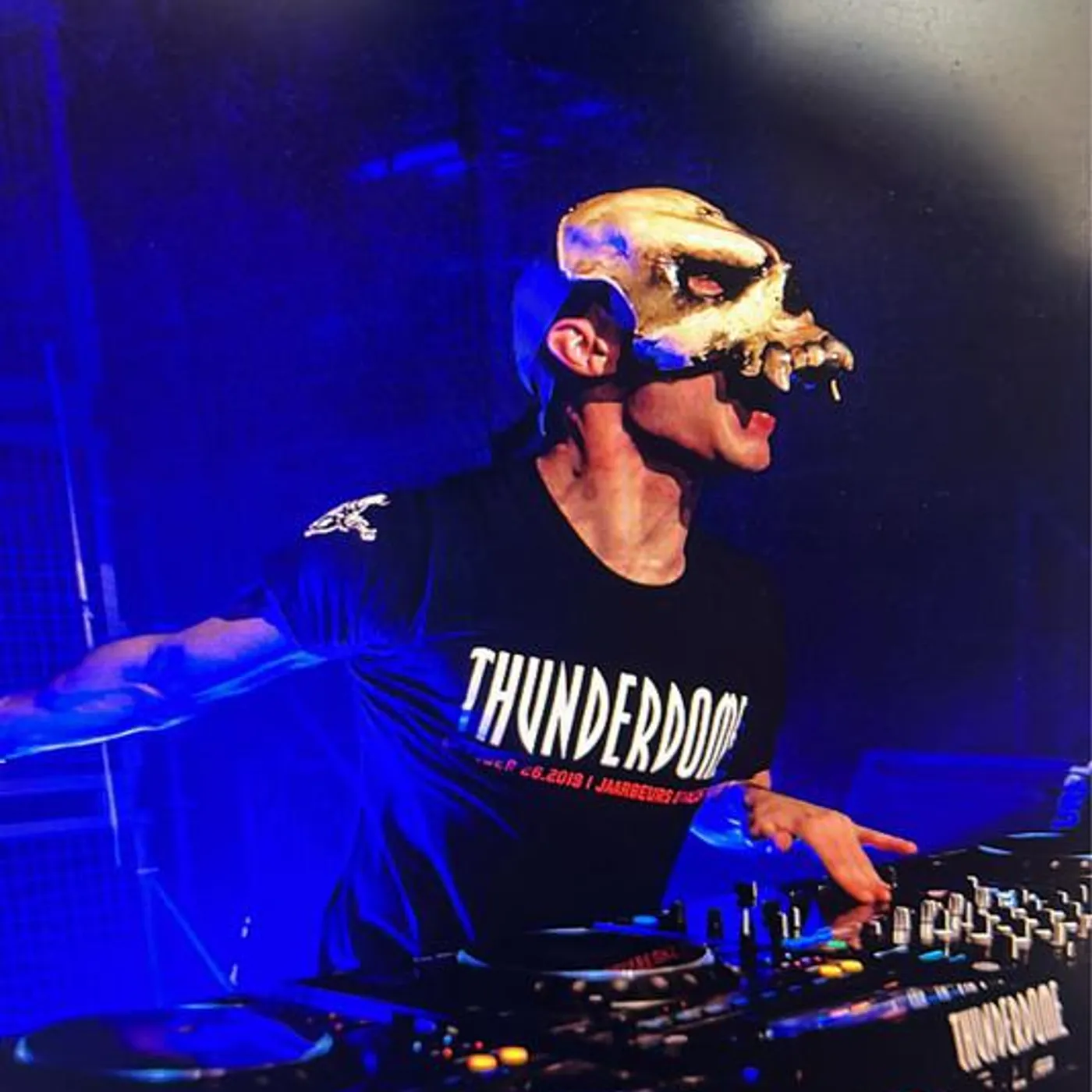 F. Noize Brand Page
