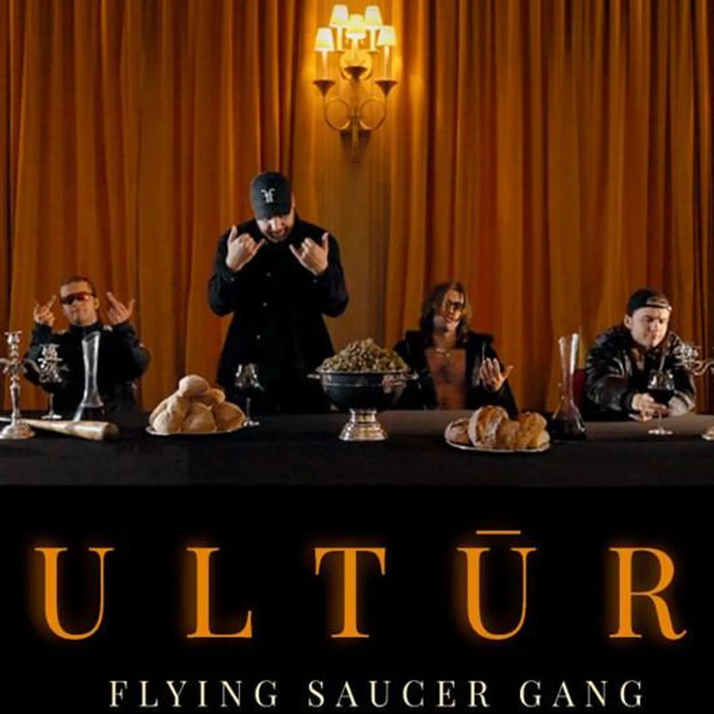 Flying Saucer Gang