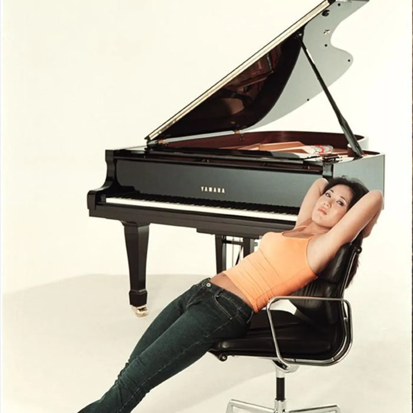 Fumiko Shiraga Brand Page