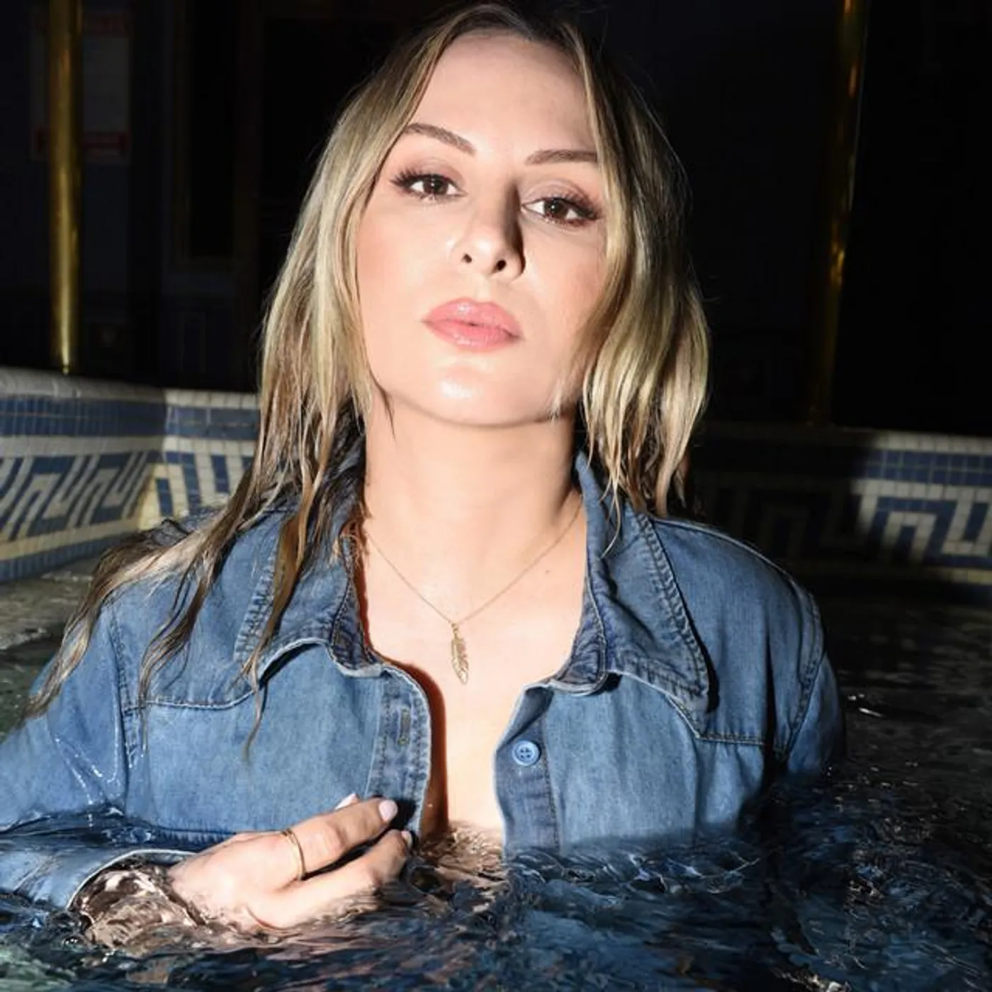 Kat Meoz