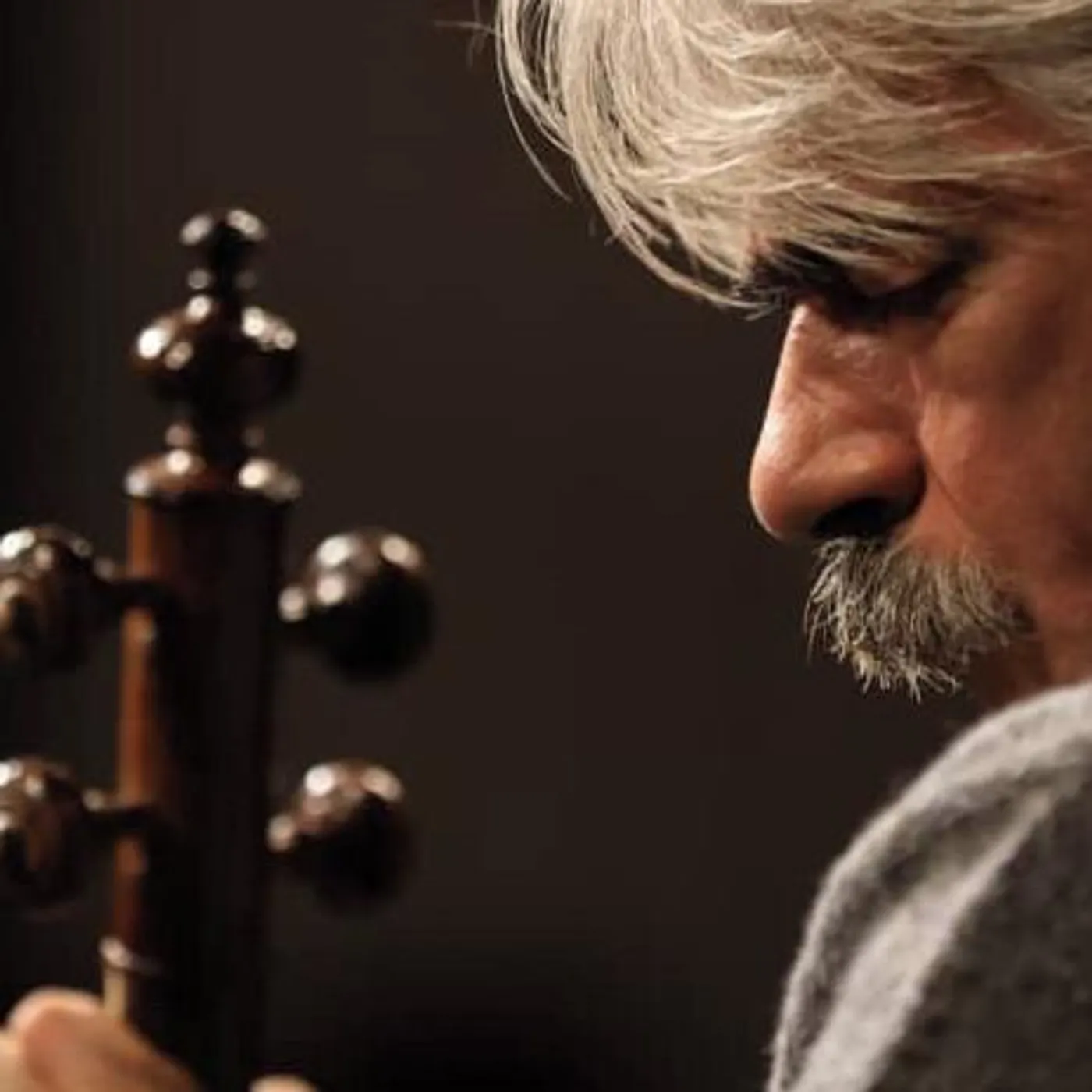 Kayhan Kalhor Brand Page