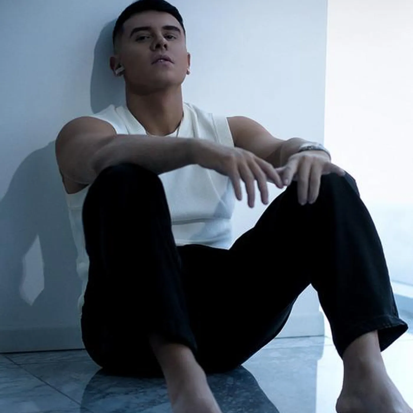 KEVIN ROLDAN