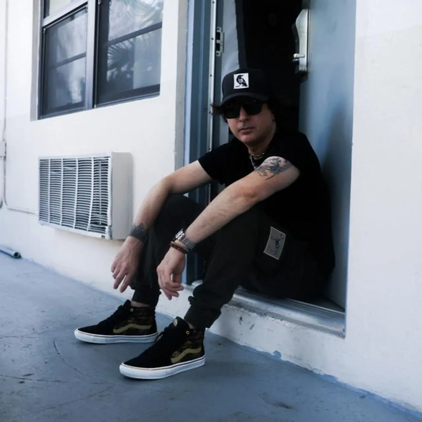Kevin Rudolf Brand Page