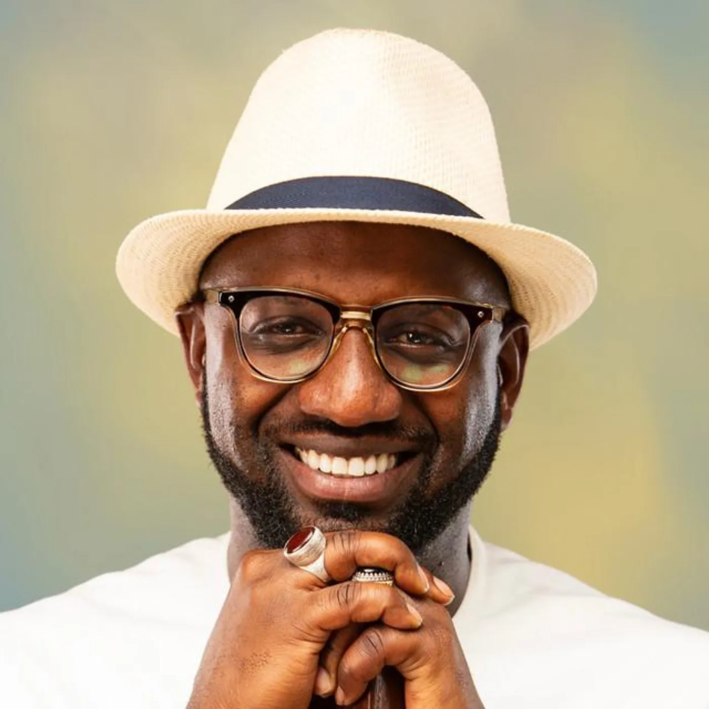 Seckou Keita Brand Page