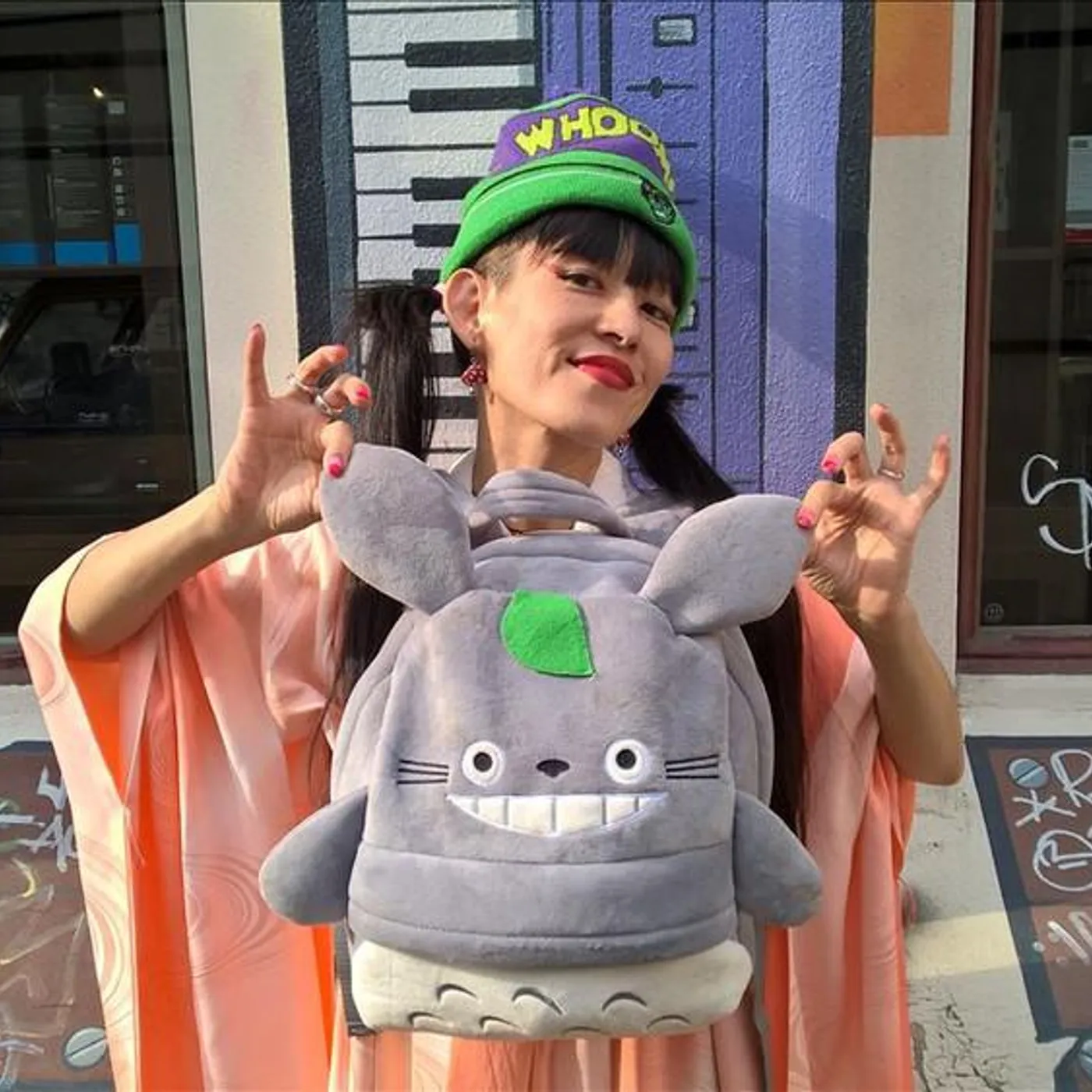 Kiki Hitomi Brand Page