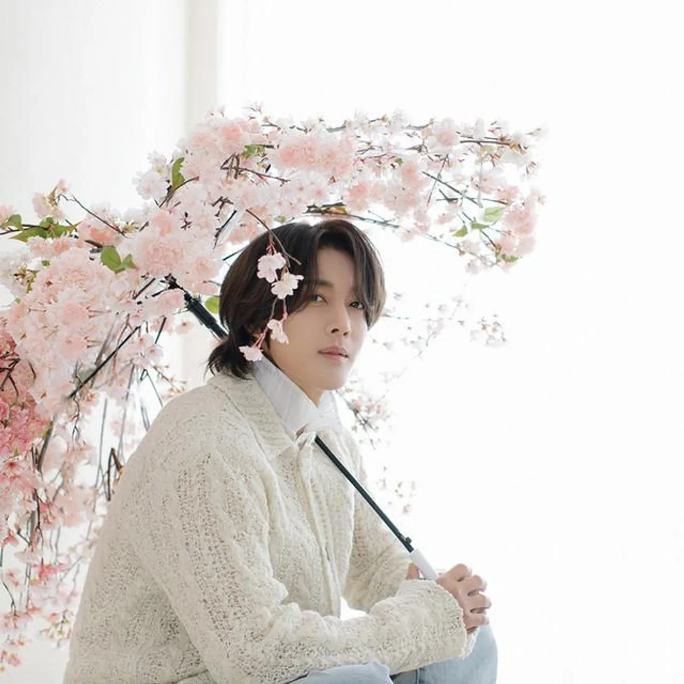 Kim Hyun Joong Brand Page