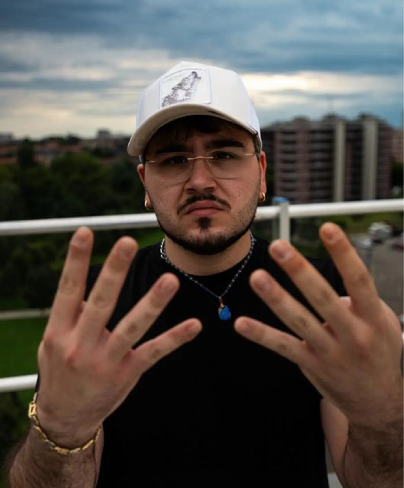 King Le One