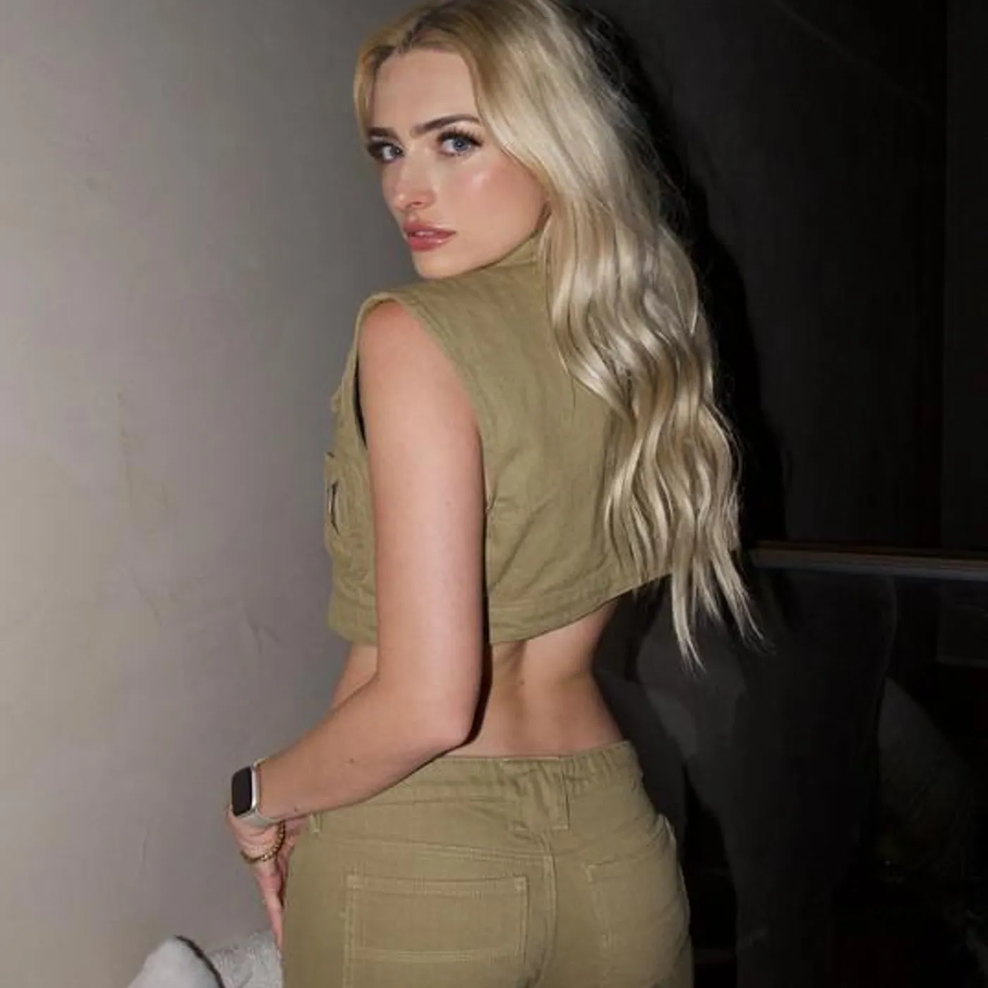 Kirsten Collins