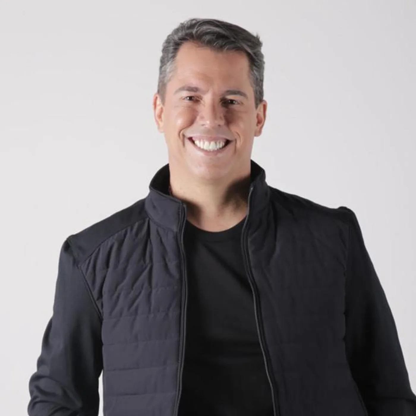 Kleuder Leão Brand Page