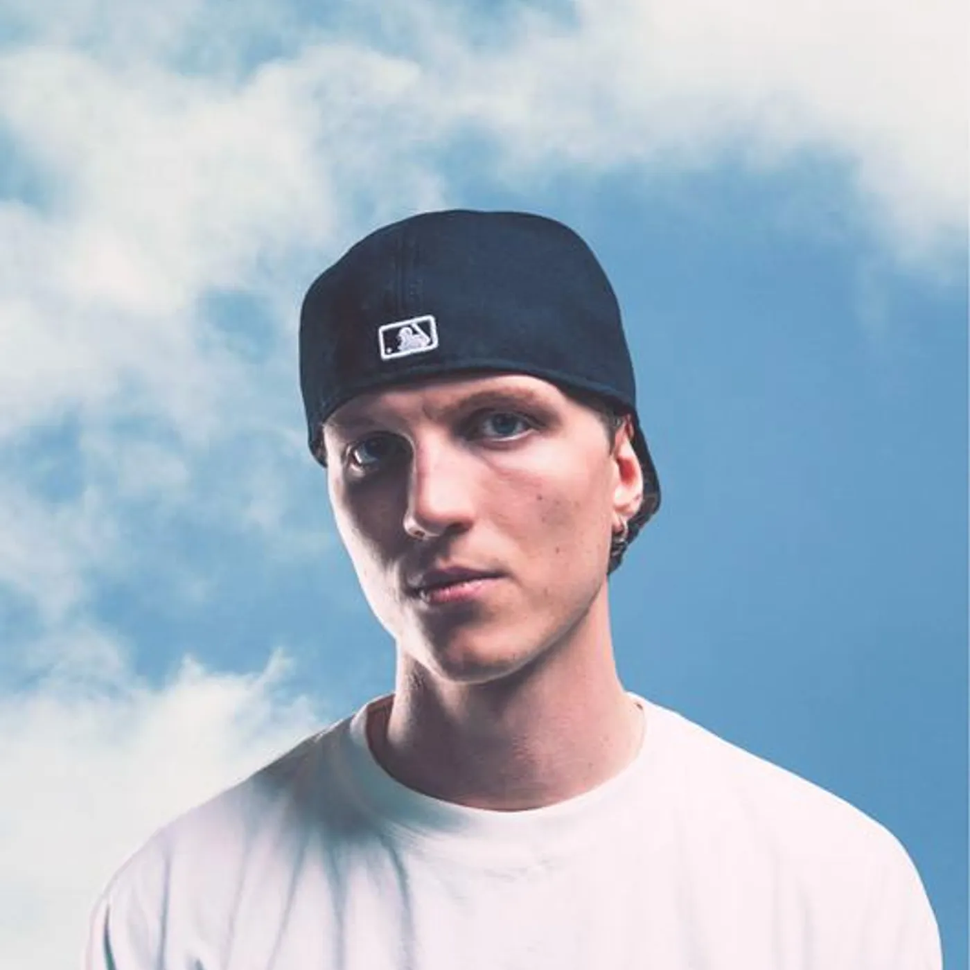 Háski Brand Page