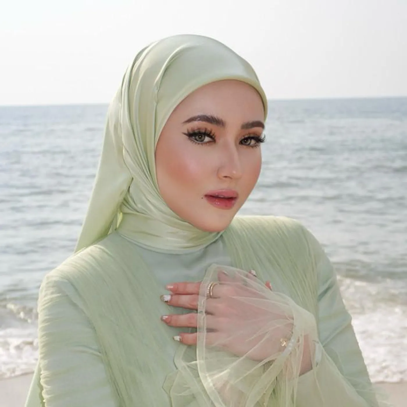 Hannah Delisha Brand Page