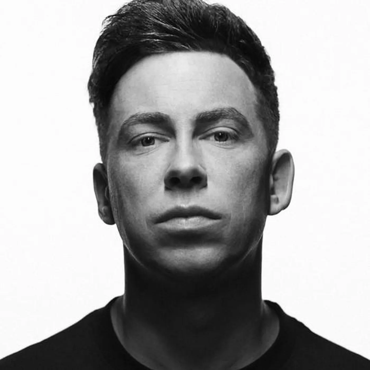 Hardwell Brand Page