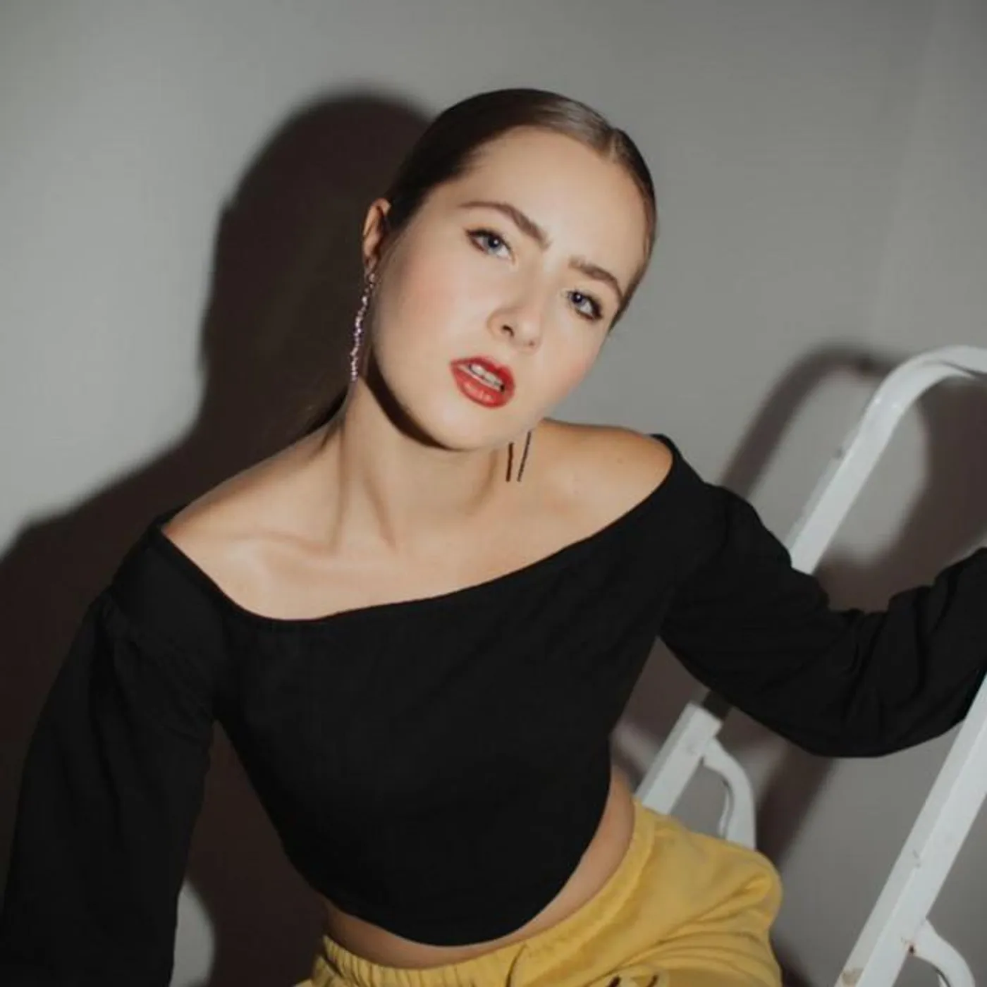 Helena Fin Brand Page