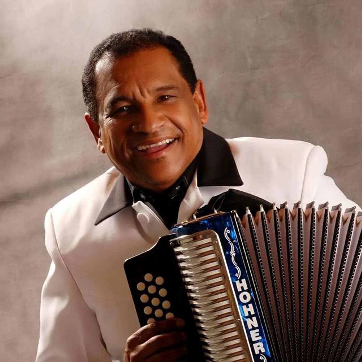 Hernan Hernandez Brand Page