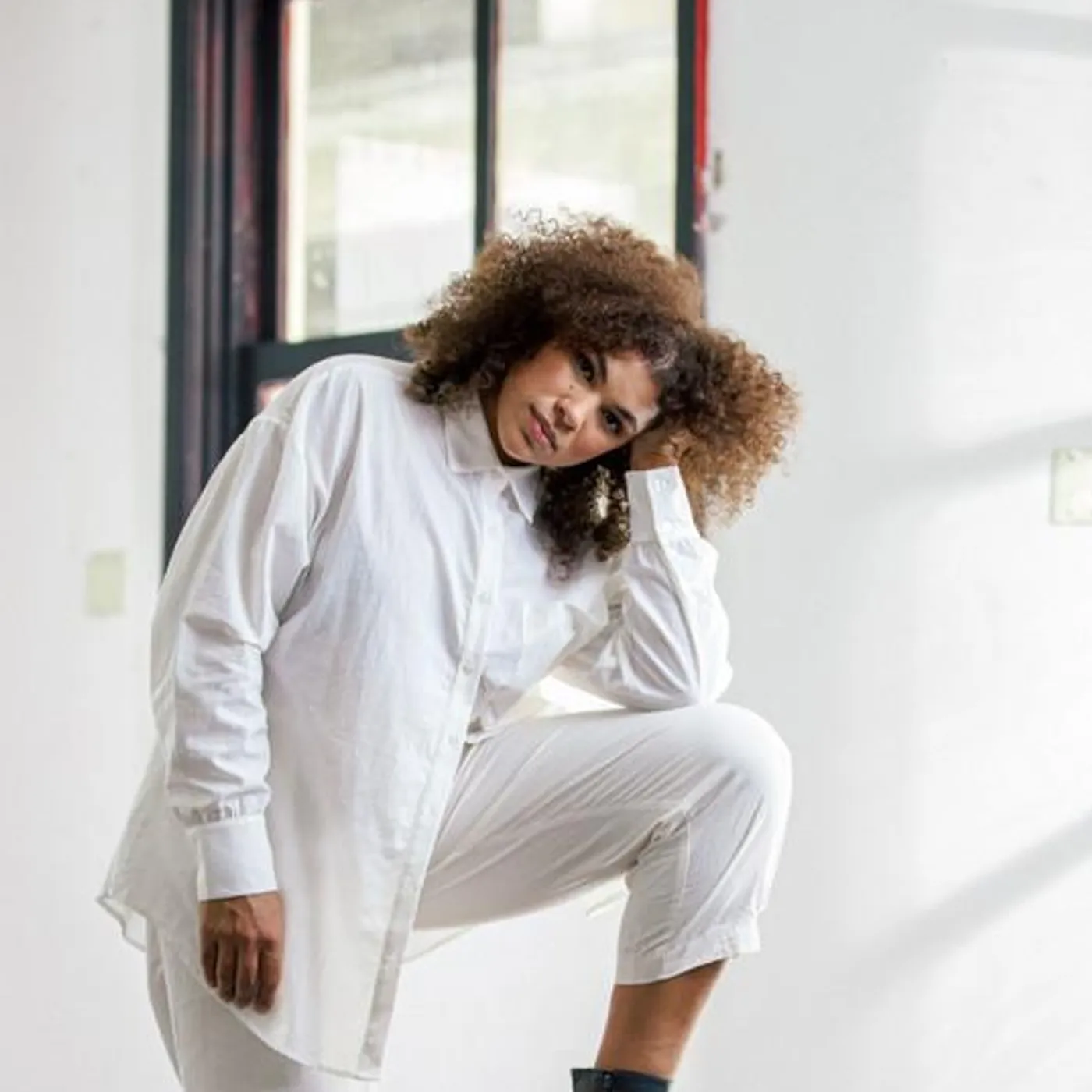 Isadora Melo Brand Page