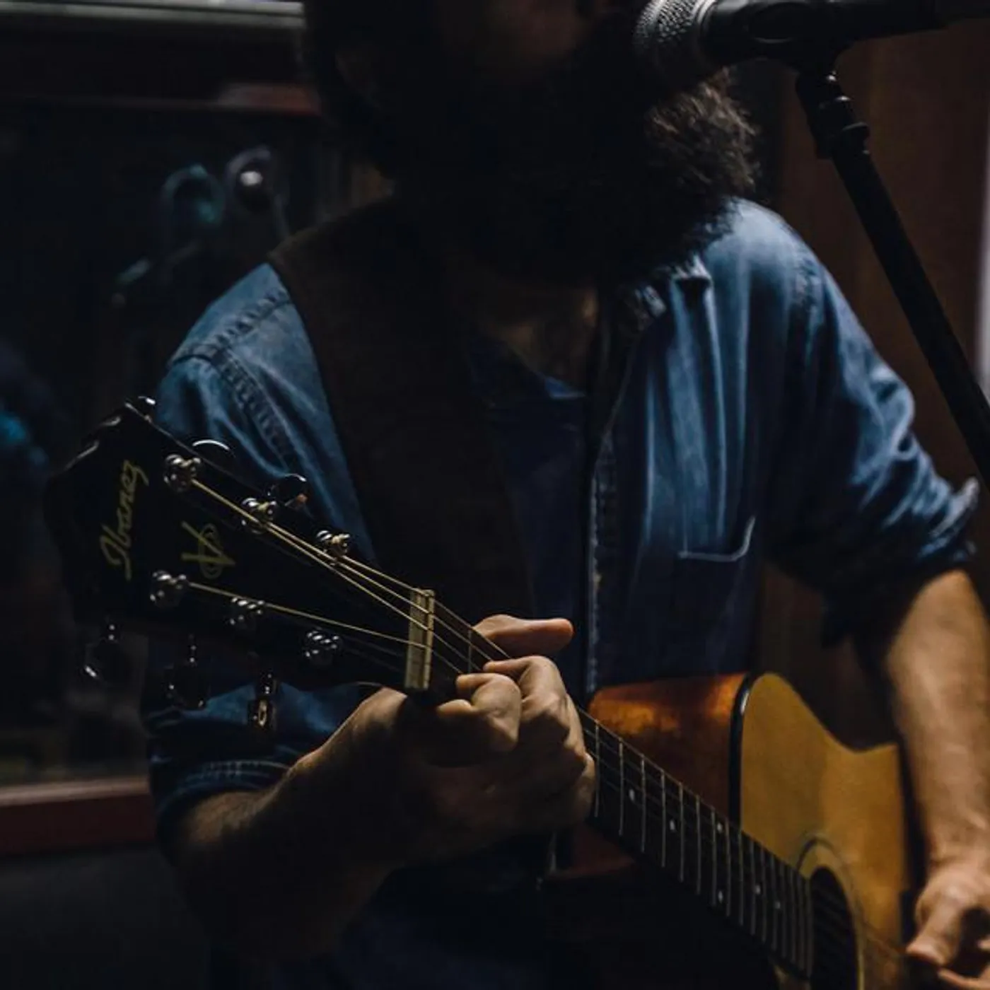 Iván Castro & Radiopostales