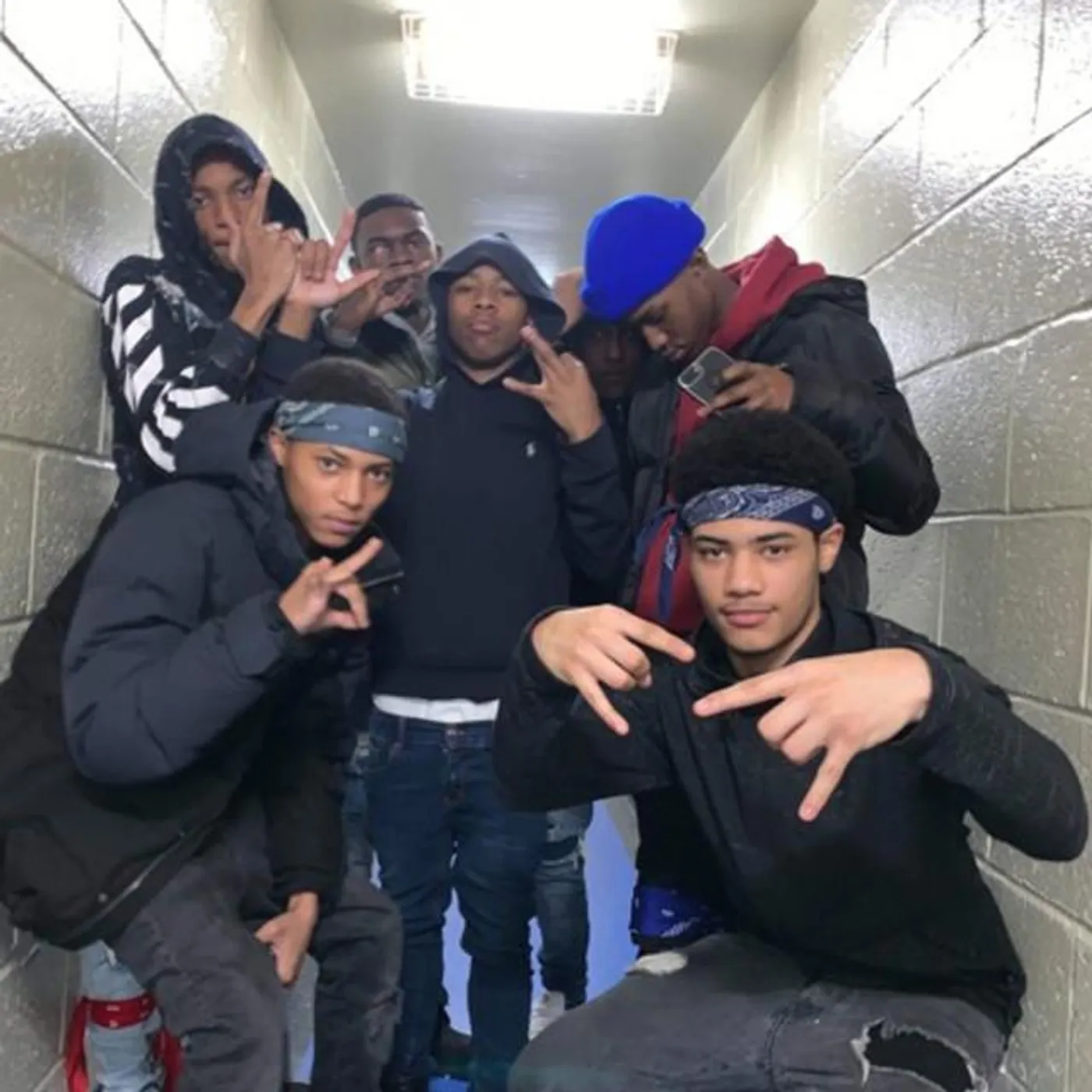Izzy loc Yg