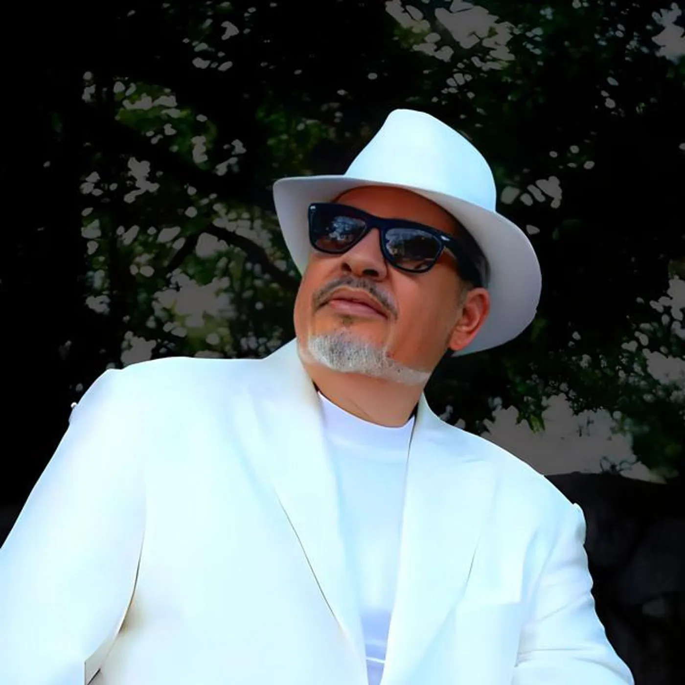 José Bello Brand Page