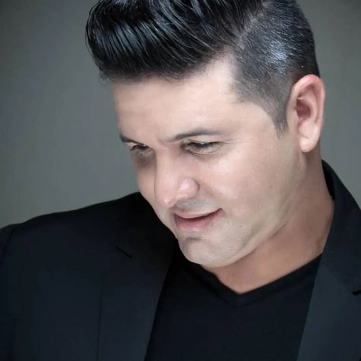 Javi Santana Brand Page