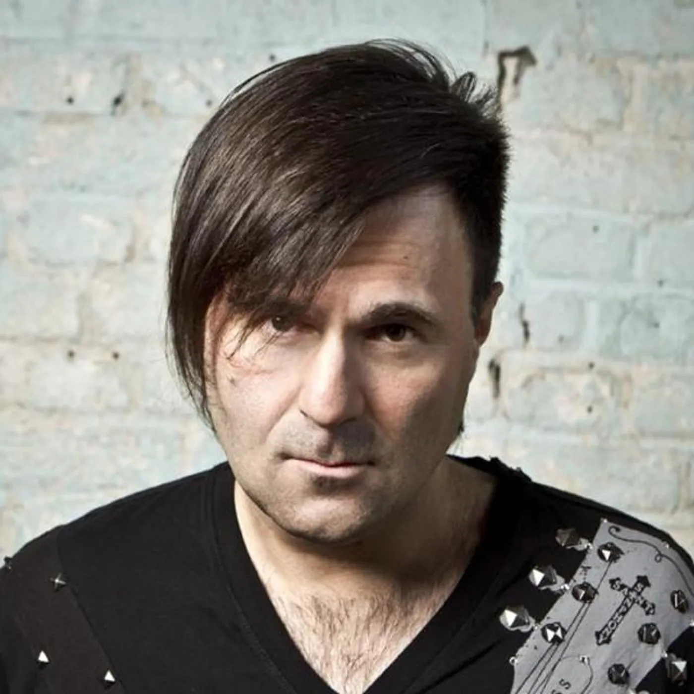 Jamie Lewis Brand Page