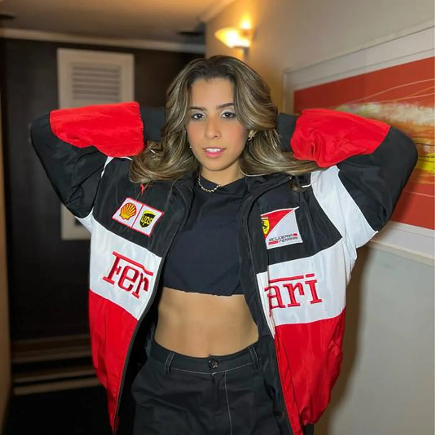 Ju Muniz Brand Page