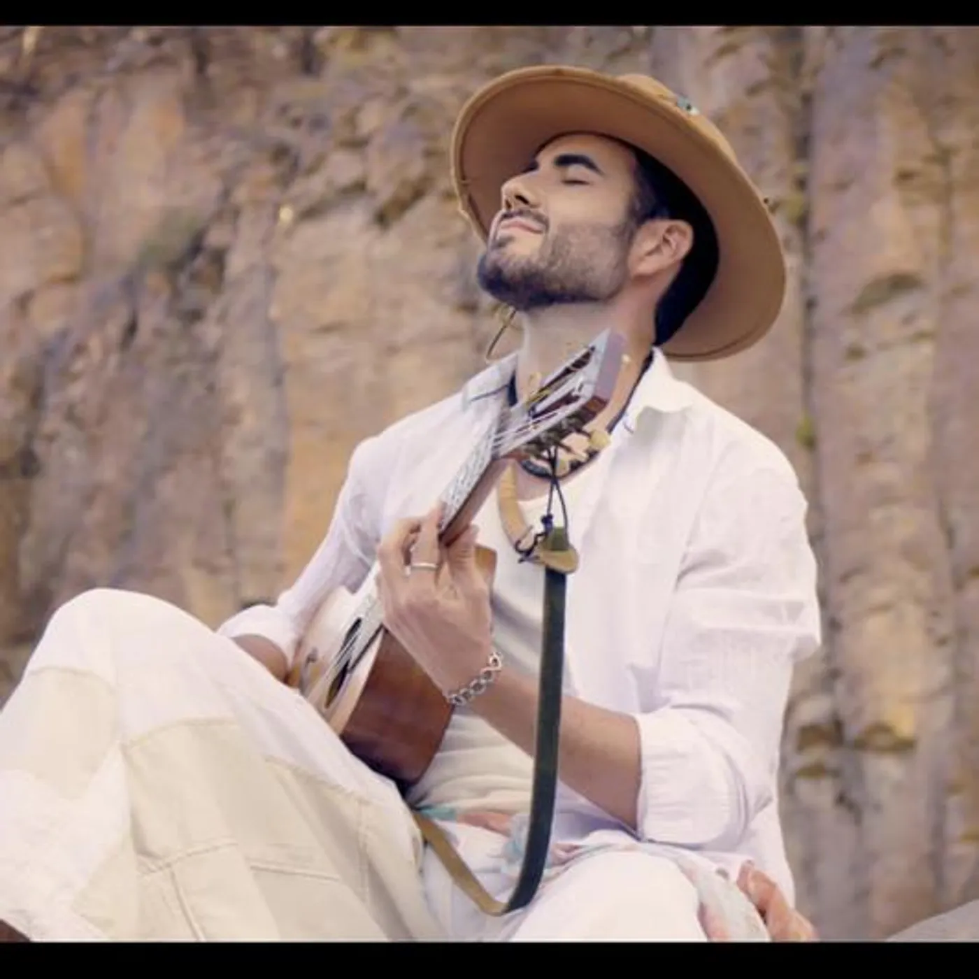 Juan José Alba Brand Page