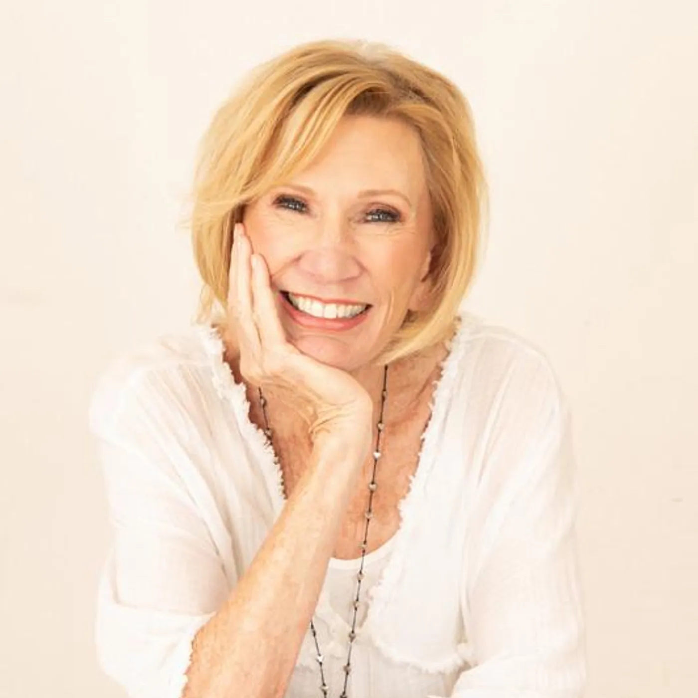 Julie Kelly Brand Page