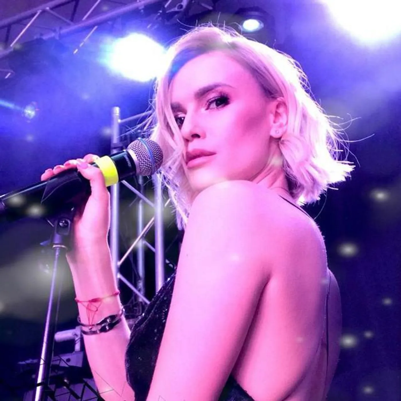 Olia Tira