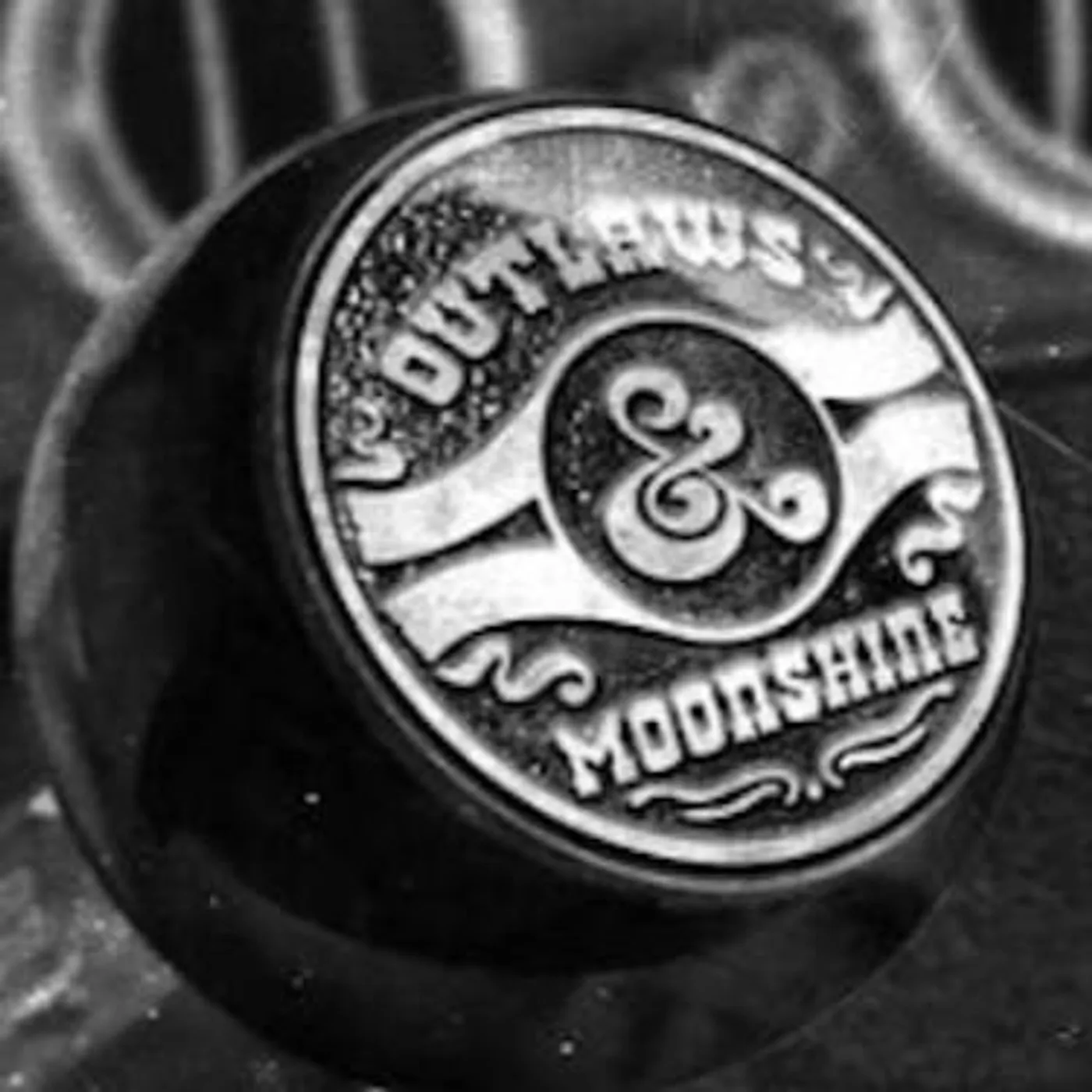 Outlaws & Moonshine