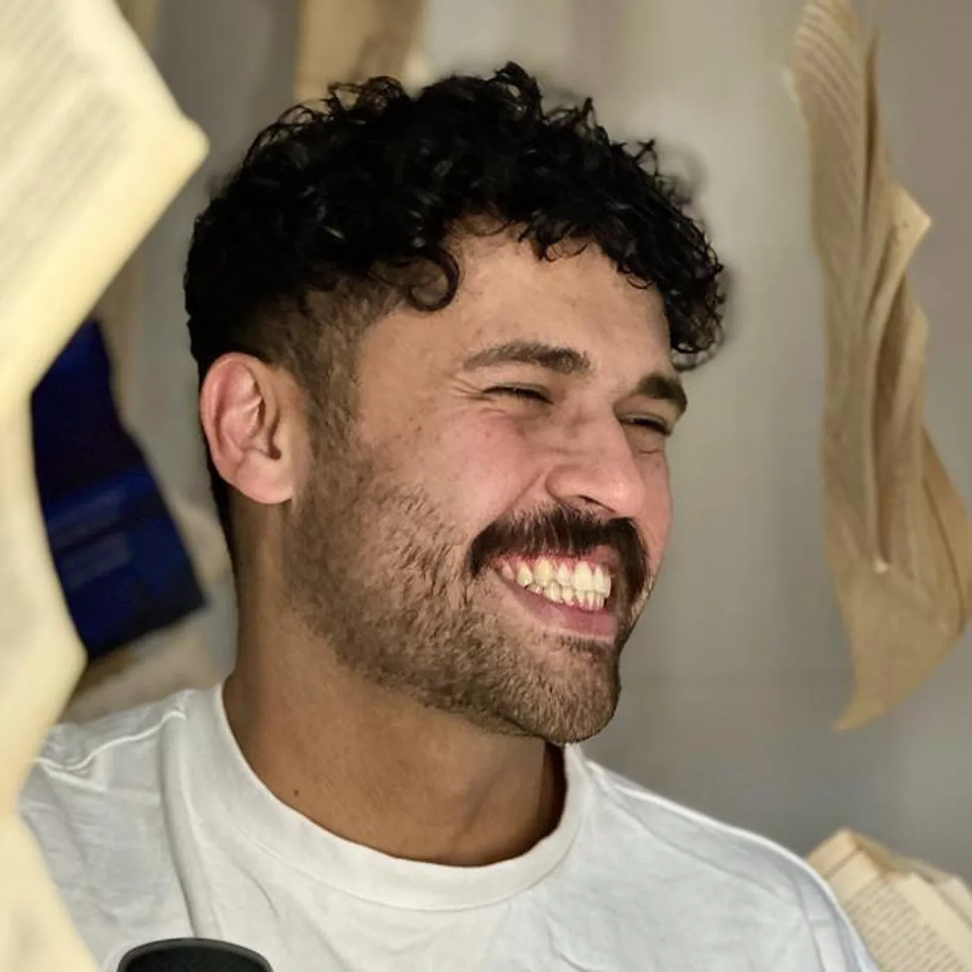 Ouvir Lucas Lopes