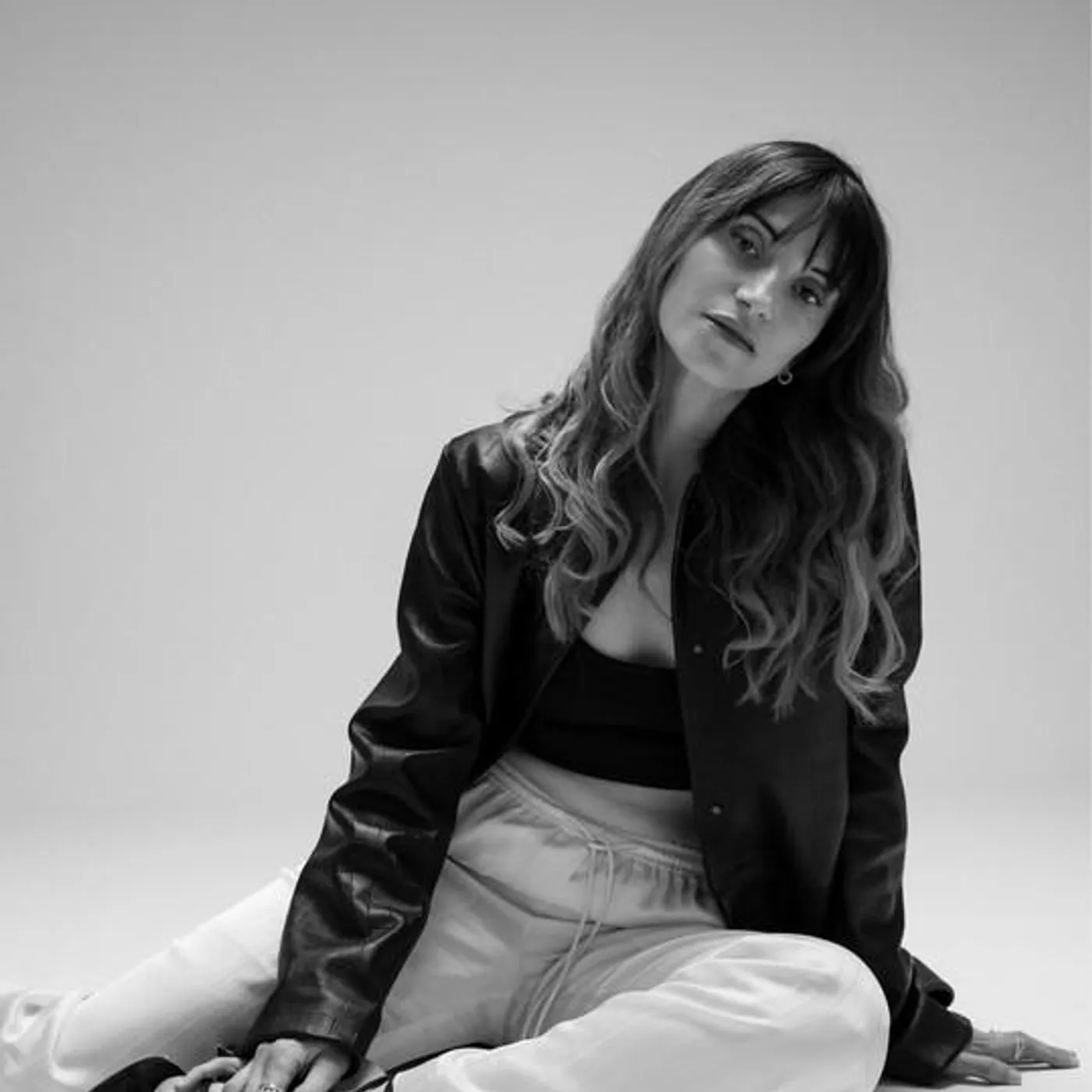 L'Aura Brand Page