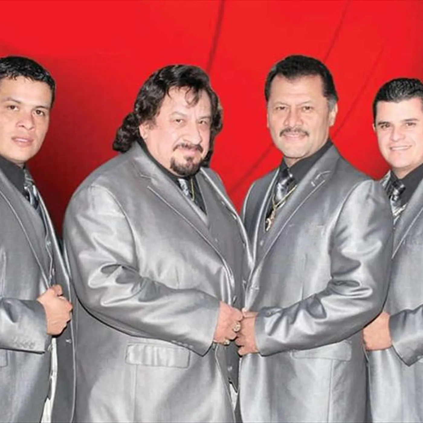 Los Caminantes Brand Page