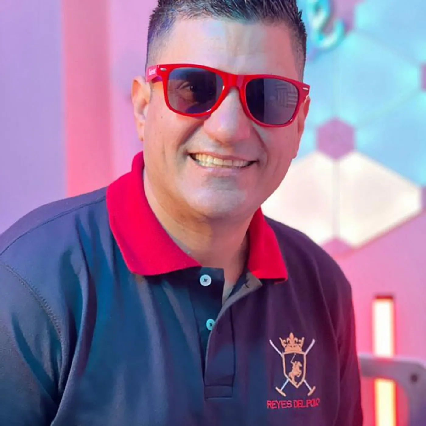 Los Gedes Brand Page