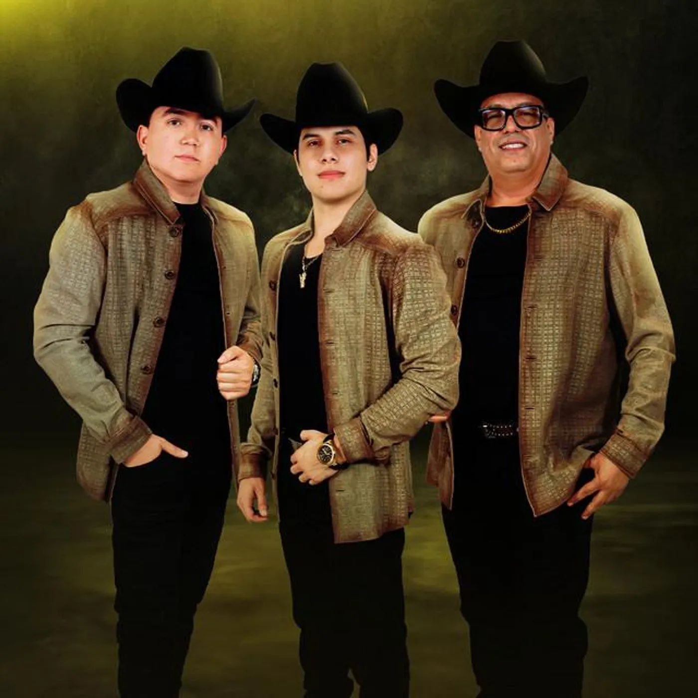 Los Plebes del Rancho de Ariel Camacho Brand Page
