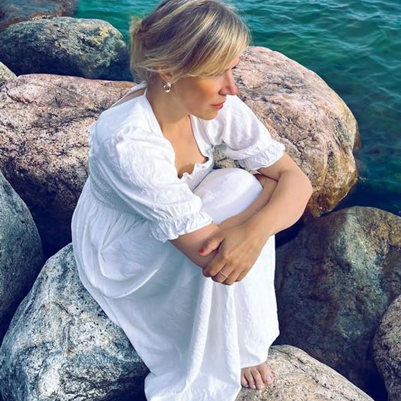 Laura Airaksinen Brand Page